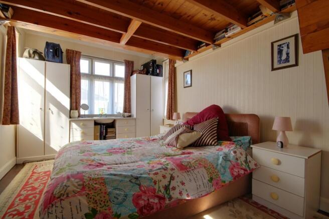 Bedroom 2 (Double)