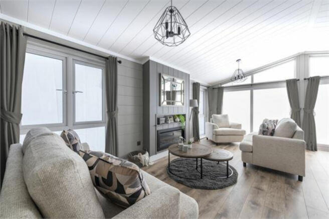 2 bed Chalet for sale Image 4