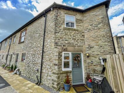 Otter Court, Buxton