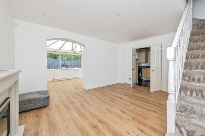 2 bed Terraced for sale Image 8