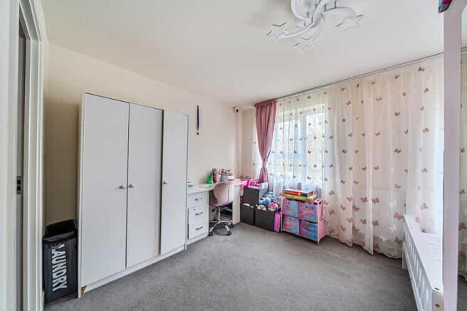 4 bed Terraced for sale Image 6