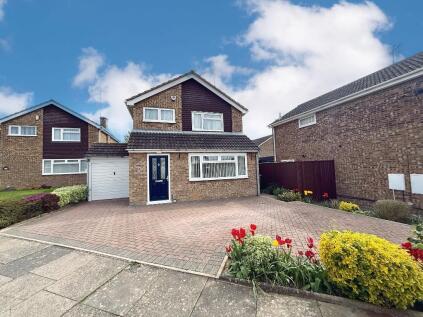 Turnpike Drive, Warden Hills, Luton, Bedfordshire, LU3 3RD