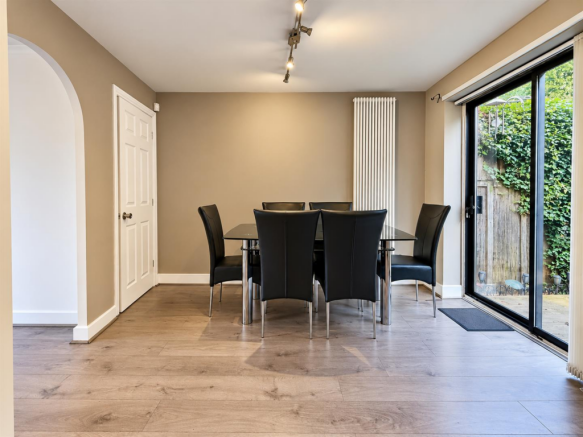 Fitted Dining Kitchen: