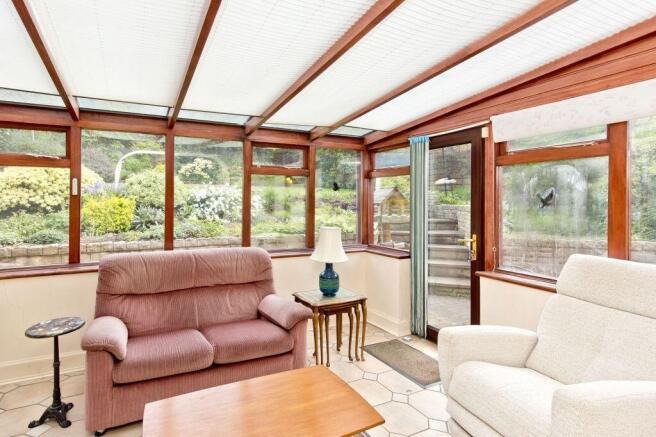 26 Greenbank Drive, Edinburgh, EH10 5RE photo 4