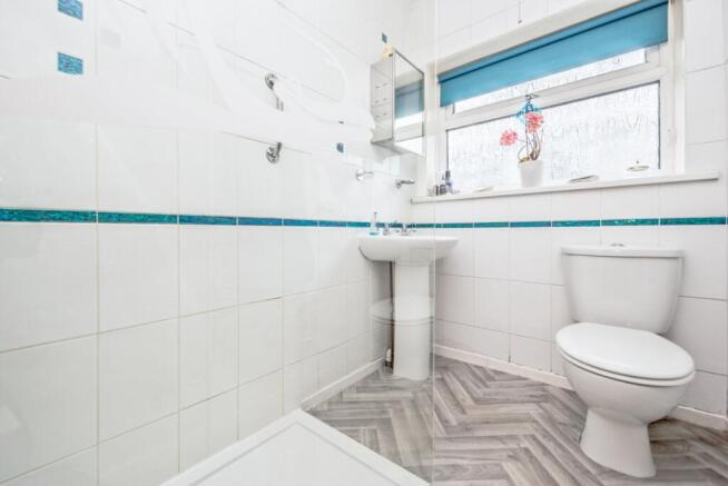 2 bed Bungalow for sale Image 12