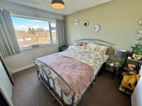 3 bed Semi-Detached for sale Image 8