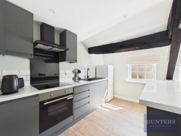 Kitchen / Dining Area