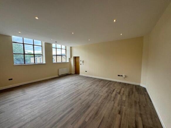 1 bed Apartment to rent Image 7