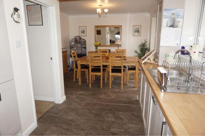 Kitchen / Diner
