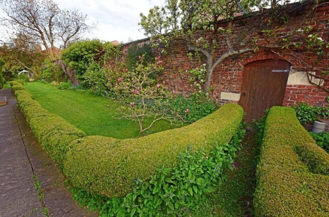 walled garden
