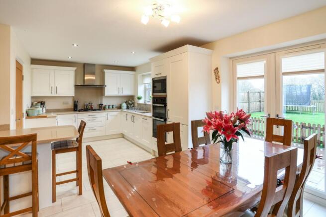 Kitchen/breakfast ro