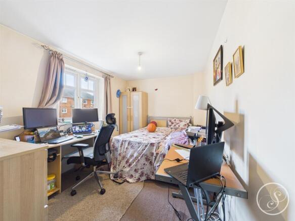 2 bed Flat to rent Image 8