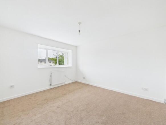 3 bed Terraced for sale Image 8