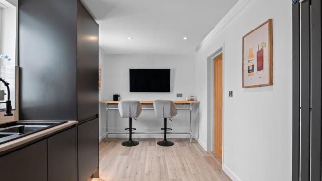2 bed Terraced for sale Image 8