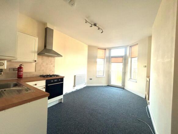 Open plan living (1)