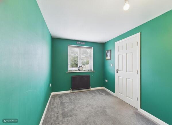 3 bed Town House for sale Image 12