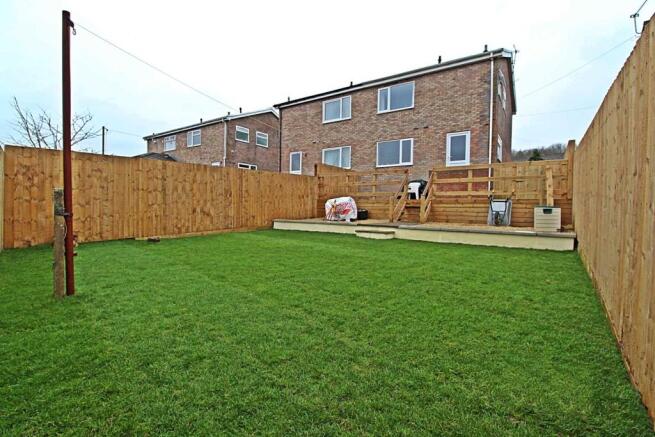 Rear Garden (5).JPG