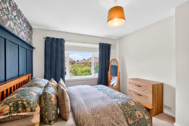 3 bed House for sale Image 11