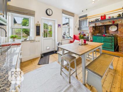 New Mills Road, Birch Vale, SK22