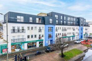 Flat 16, Auckland House, New Zealand Avenue, Walton-on-thames KT12 1PL