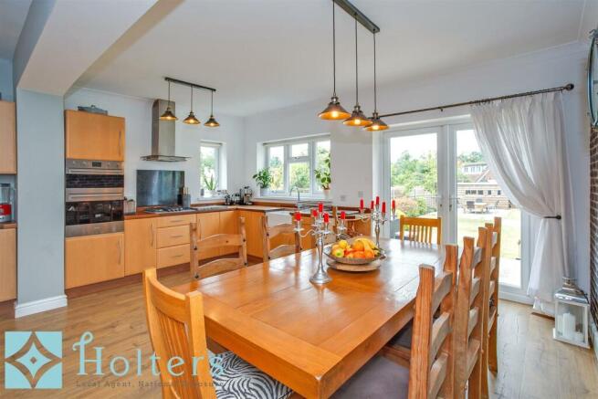 Kitchen Angle 7.jpg