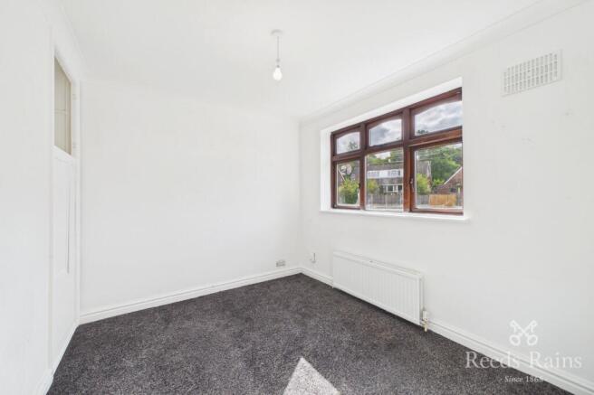 3 bed Semi-Detached to rent Image 7