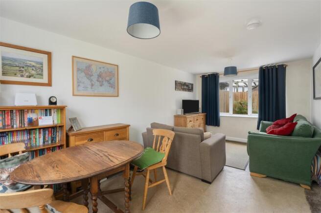 3 Towrise, Sulgrave-5.jpg
