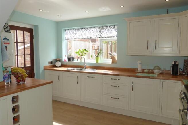 Kitchen 1
