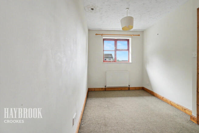 3 bed Terraced for sale Image 4