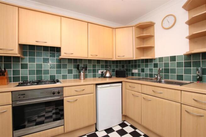 Kitchen.JPG