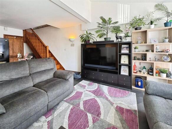 Living Room/Kitchen