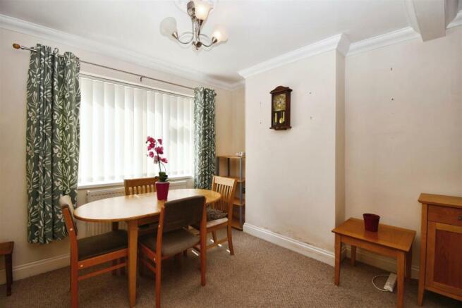 Lounge / Dining Room