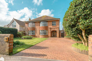 18, Portman Crescent, Bournemouth BH5 2ER