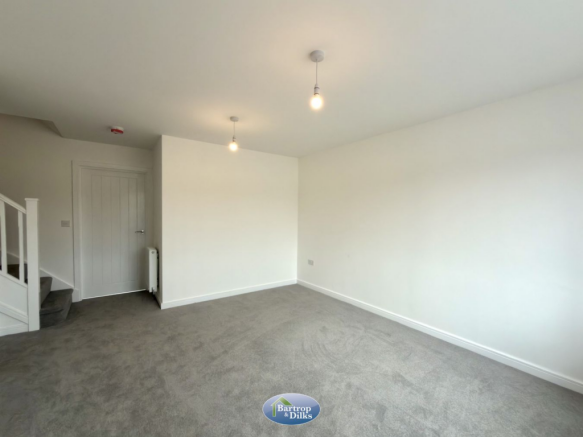 3 bed Semi-Detached for sale Image 6