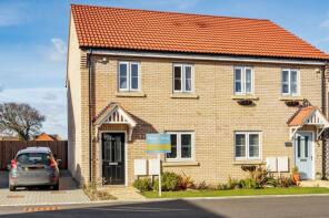 8, Falcon Close, Great Yarmouth NR31 9YB