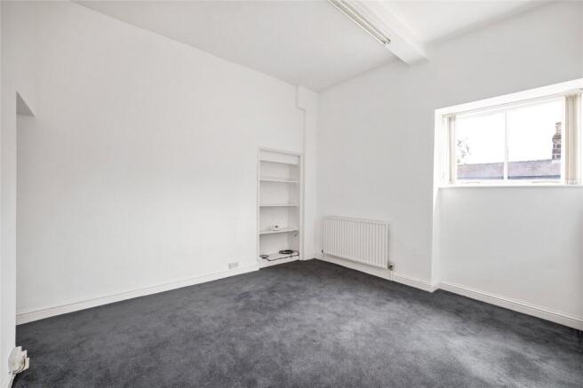 4 bed Terraced for sale Image 6