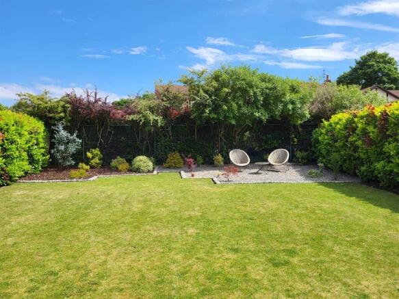 Garden 1.jpg