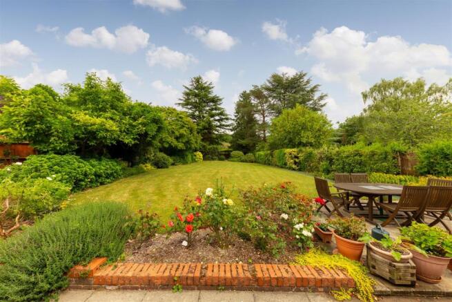 23 Pasture Road garden (1 of 6).jpg