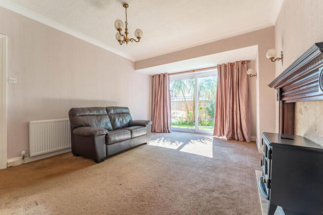 5 bed Semi-Detached for sale Image 11