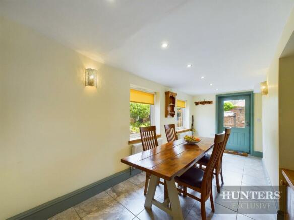 3 bed Detached for sale Image 8