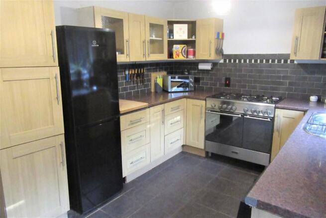 KITCHEN-DINER