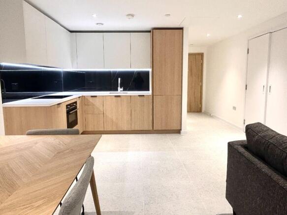 Cendal Crescent, London, E1 photo 4