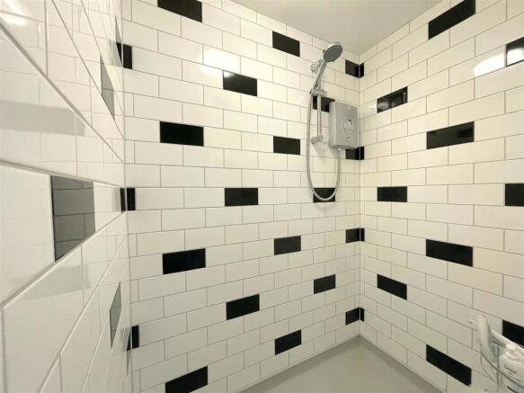 Bathroom (1).jpeg