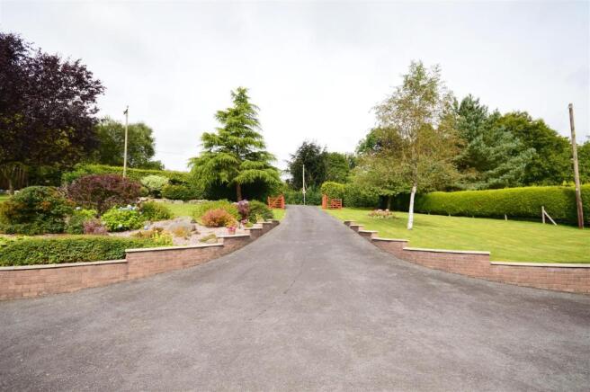 Driveway.JPG