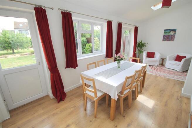 DINING FAMILY ROOM 2.JPG