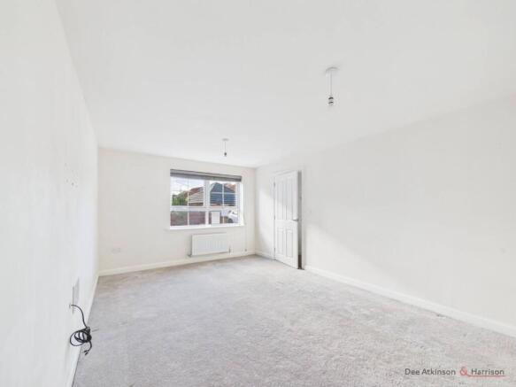 8, Wiles Close, Driffield, YO25 5FY photo 2