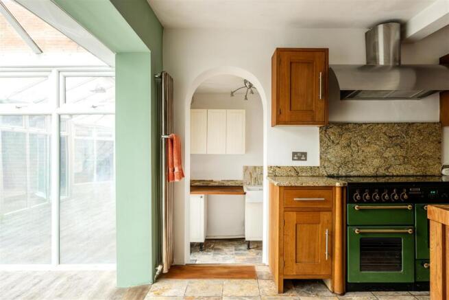 Kitchen (2)