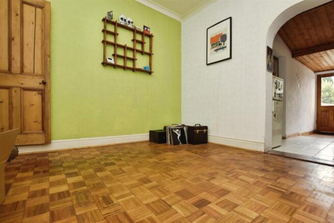 2 bed Terraced for sale Image 9