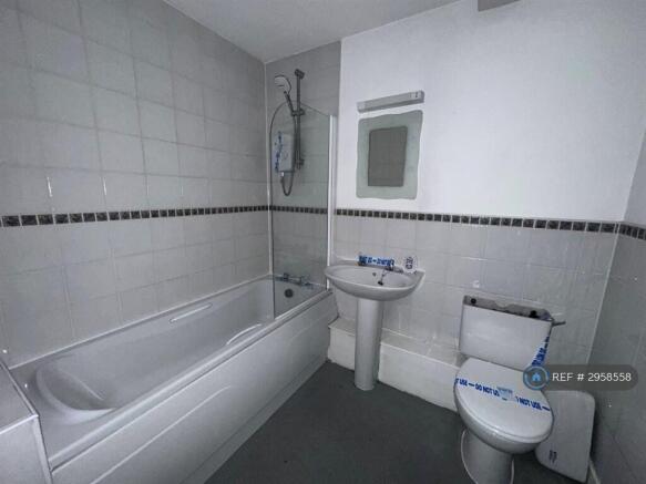 1 bed Flat to rent Image 6