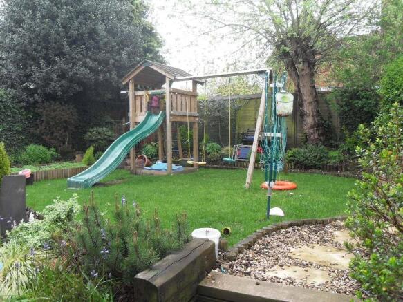 Photo 12